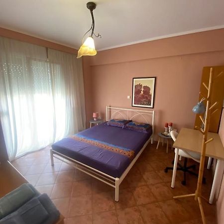 Όμορφο, Άνετο Ζεστά Διακοσμημένο Διαμέρισμα Thermi Bagian luar foto