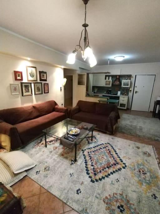 Όμορφο, Άνετο Ζεστά Διακοσμημένο Διαμέρισμα Thermi Bagian luar foto